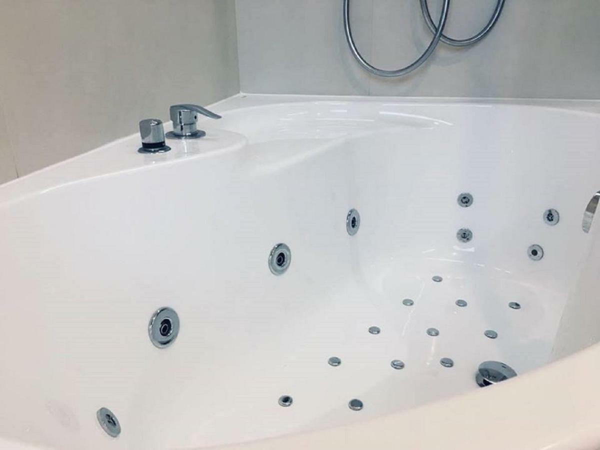 Nowoczesne Apartamenty W Centrum Krakowa Ngoại thất bức ảnh